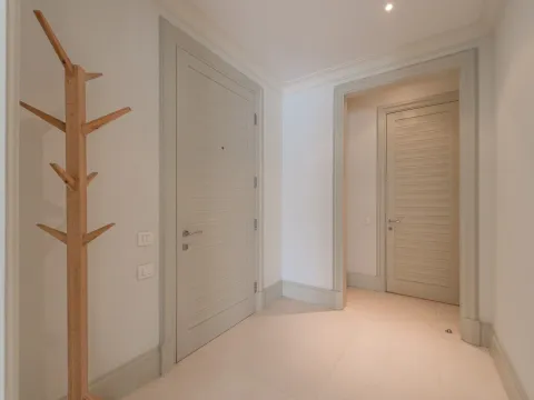 Izdavanje, dvosoban stan, 148m², Porto Montenegro, Tivat - image 17