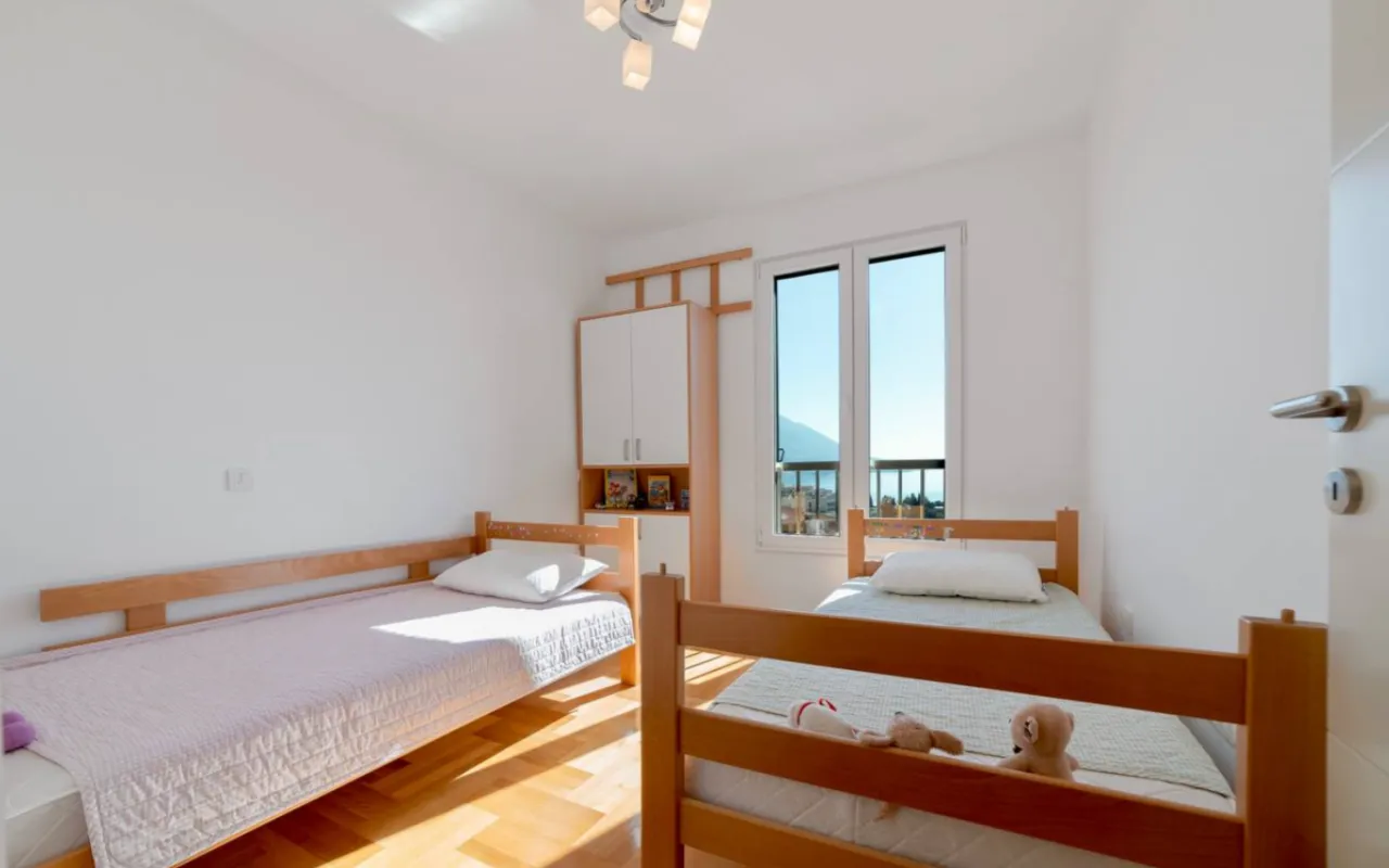 Prodaja, dvosoban stan, 69m², Bečići, Budva