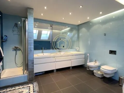 Izdavanje, stan, 310m², Grbavica, Novi Sad Sve Podlokacije - image 16