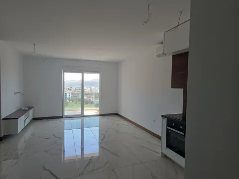 Sale, two bedroom apartment, 73m², Centar, Bar - image 2