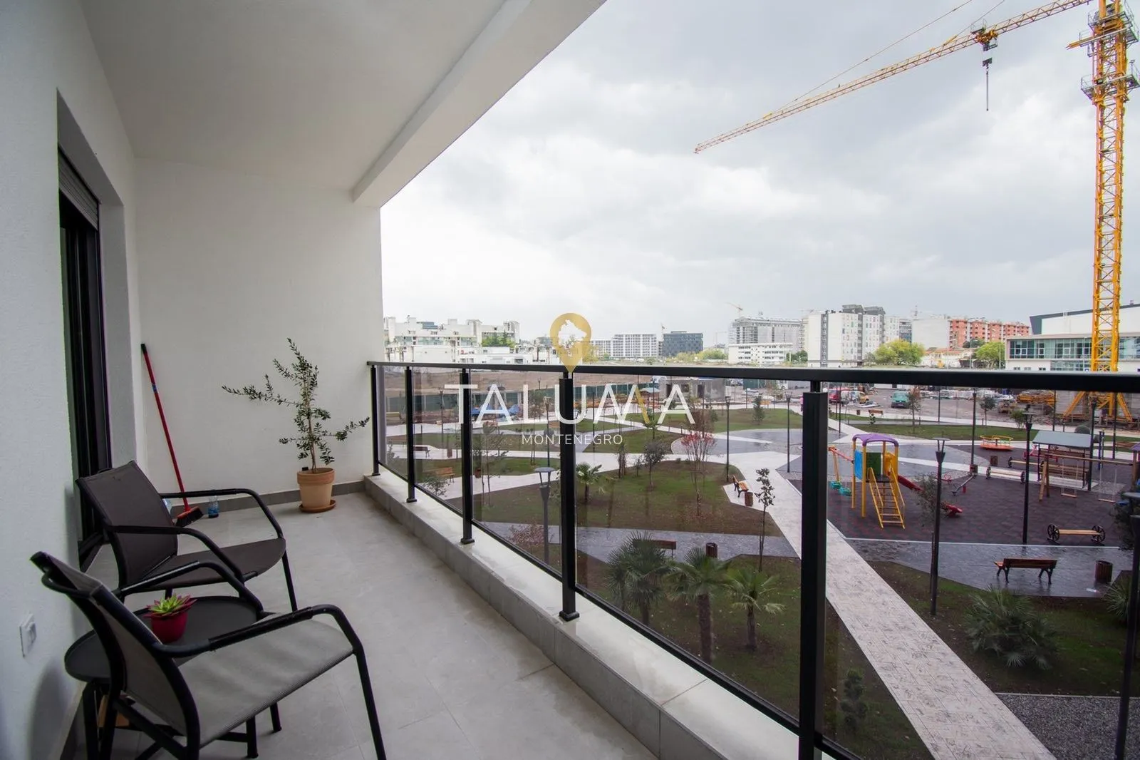 Izdavanje, jednosoban stan, 50m², Tološi, Podgorica