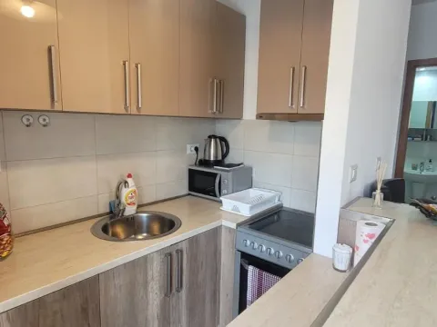 Prodaja, jednosoban stan, 42m², City Kvart, Podgorica - image 4