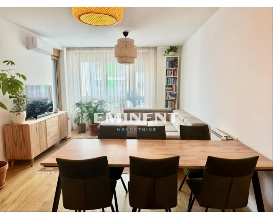 Prodaja, četvorosoban stan, 93m², Novi Beograd Blok 65, Novi Beograd Sve Podlokacije