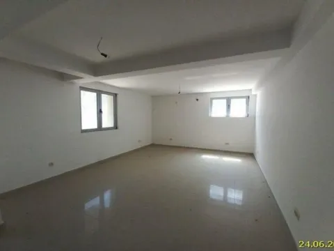 Sale, office space, 107m², Stari Aerodrom, Podgorica - image 10