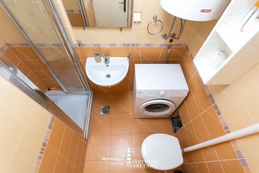 Prodaja, jednosoban stan, 36m², Centar, Herceg Novi