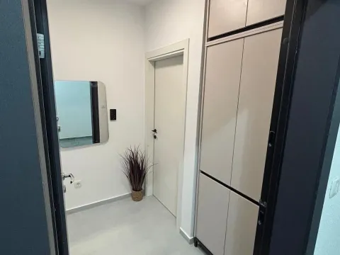 Rent, two bedroom apartment, 66m², Stari Aerodrom, Podgorica - image 9