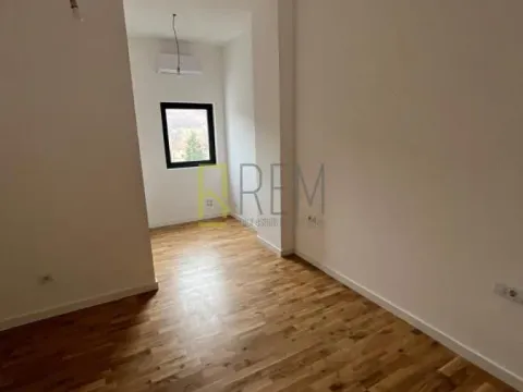 Sale, one bedroom apartment, 47m², Kolašin, Crna Gora - image 9