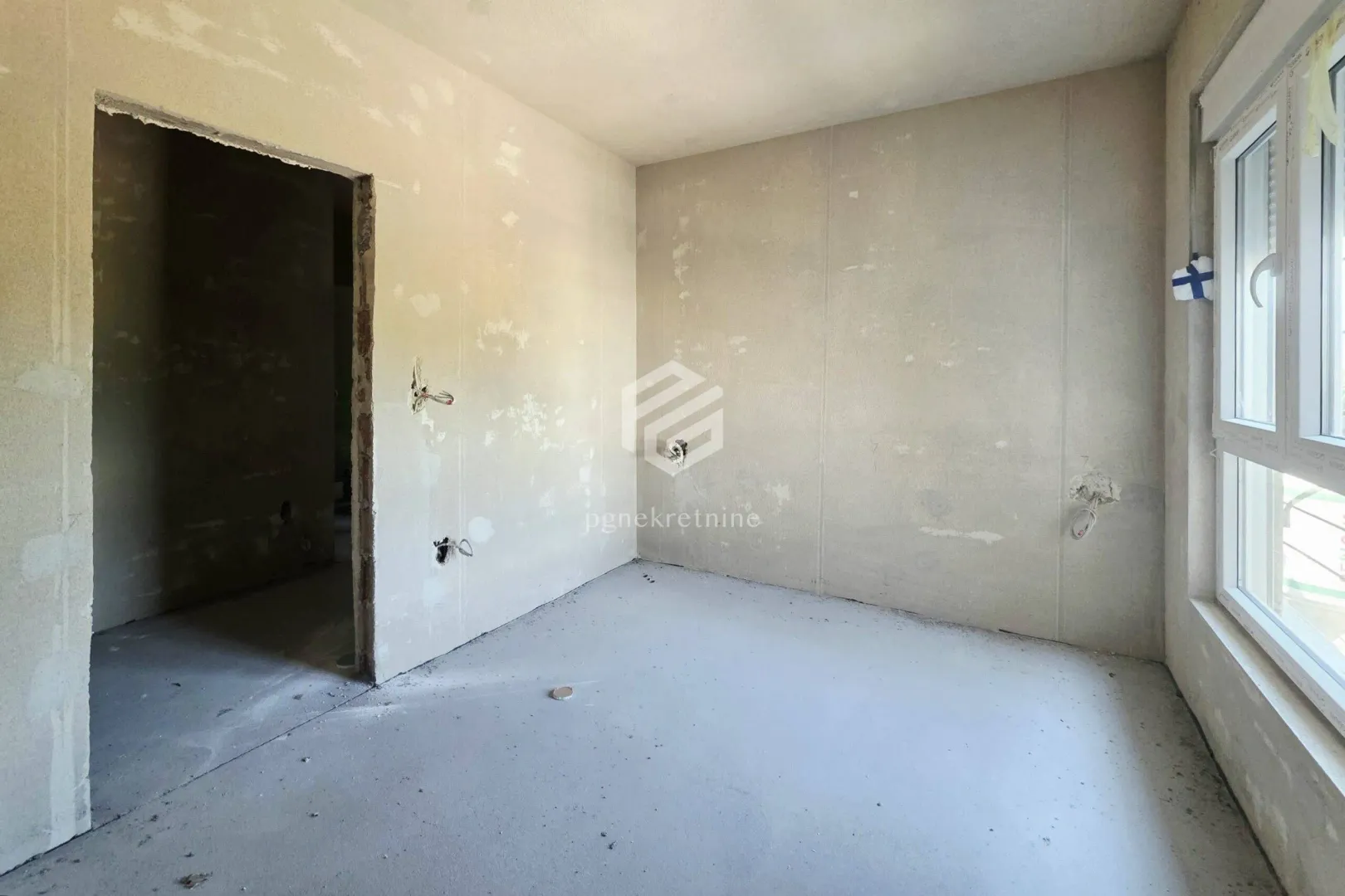 Prodaja, jednosoban stan, 47m², Konik, Podgorica