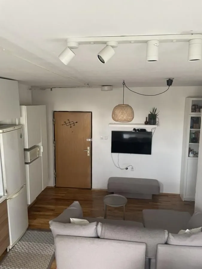 Prodaja, dvosoban stan, 57m², Bulevar Oslobodjenja, Novi Sad Sve Podlokacije
