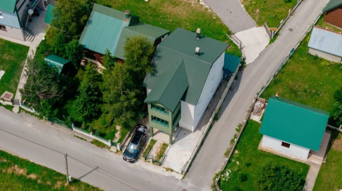 Prodaja, kuća, 190m², Pitomine, Žabljak