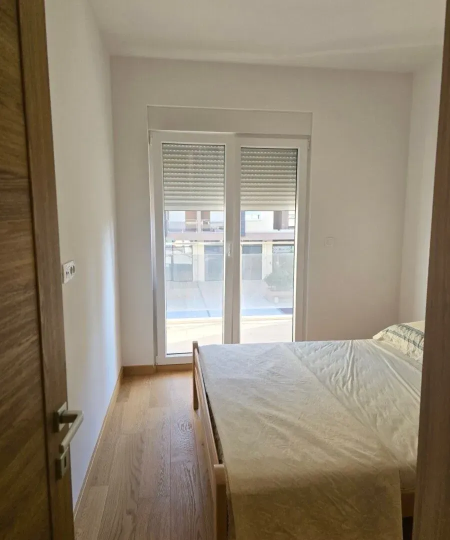 Izdavanje, jednosoban stan, 48m², New City, Podgorica