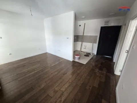 Izdavanje, jednosoban stan, 40m², Novo naselje, Novi Sad - image 4