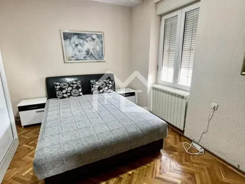 Izdavanje, kuća, 80m², Zemun Gornji Grad, Zemun Sve Podlokacije - image 8