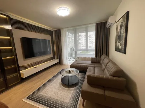 Izdavanje, trosoban stan, 71m², Savski Venac, Beograd - image 3