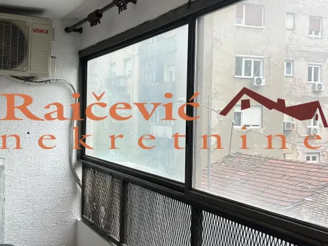 Rent, three bedroom apartment, 115m², Kalenić Pijaca, Vračar Sve Podlokacije - image 11