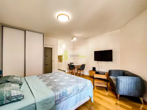 Prodaja, garsonjera, 33m², Central Point, Podgorica - image 4