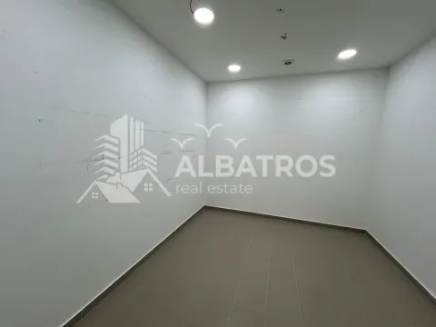 Rent, office space, 181m², Centar, Bar - image 7