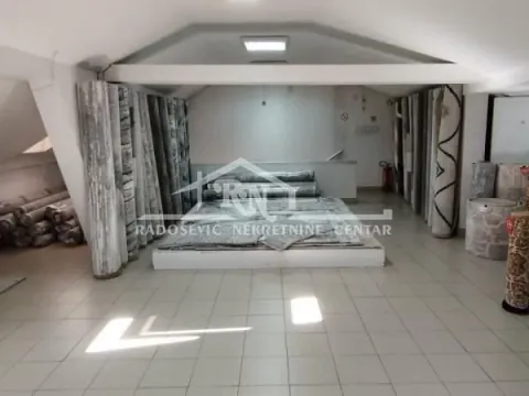 Poslovni prostor in Zemun Sve Podlokacije