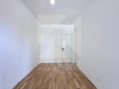 Prodaja, dvosoban stan, 64m², Stari Aerodrom, Podgorica - image 4