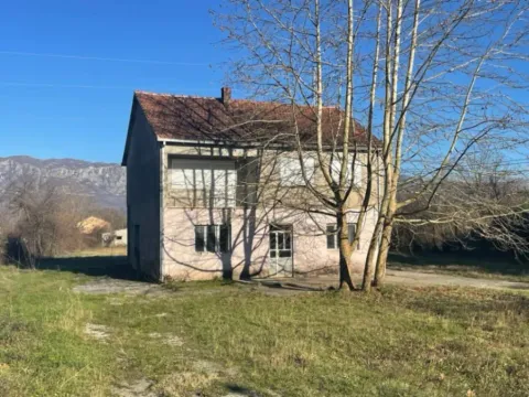 Prodaja,  kuća, 208m2, Kosić, Danilovgrad