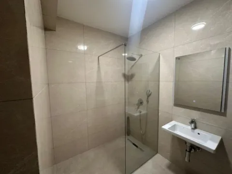 Sale, two bedroom apartment, 88m², Budva, Crna Gora - image 3