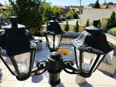 Sale, house, 500m², Jajinci, Voždovac Sve Podlokacije - image 16