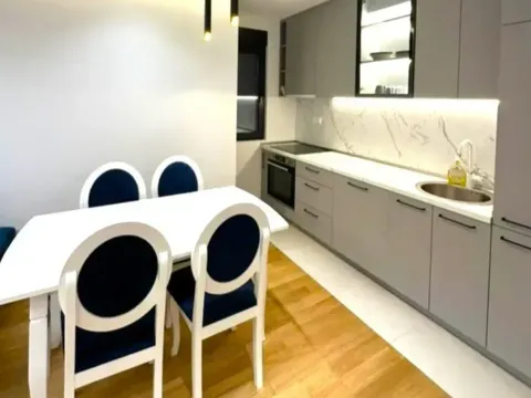 Prodaja, dvosoban stan, 52m², New City, Podgorica - image 2