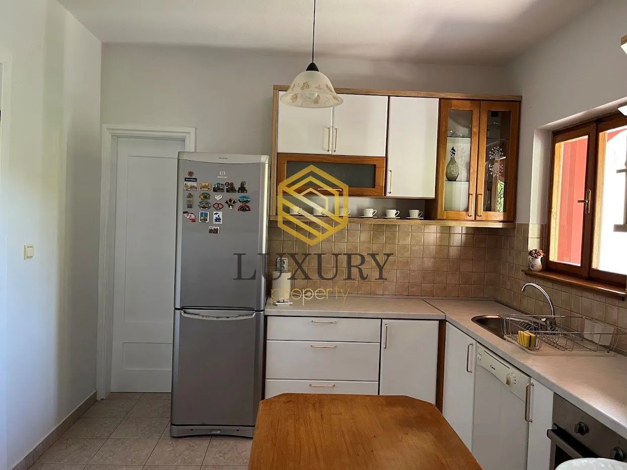 Rent, house, 200m², Dalmatinska ulica, Podgorica
