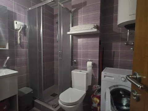 Sale, one bedroom apartment, 68m², Petrovac, Budva - image 2