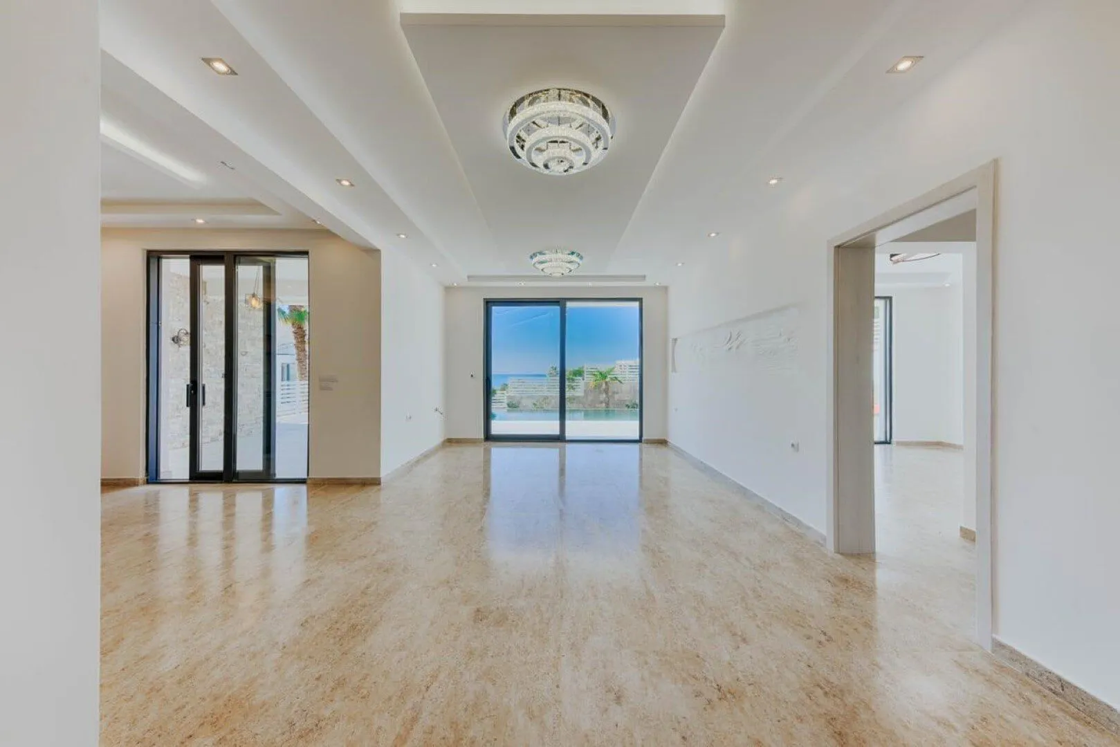 Sale, house, 365m², Utjeha, Bar