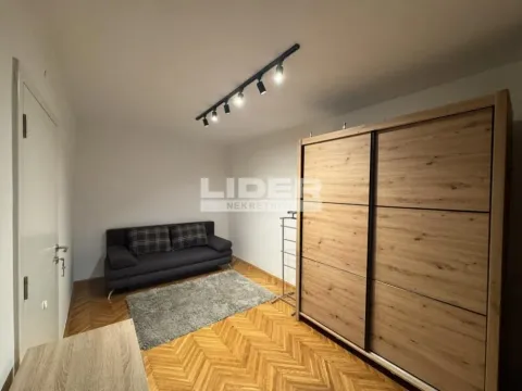 Rent, two bedroom apartment, 64m², Obilićev Venac, Beograd - image 2