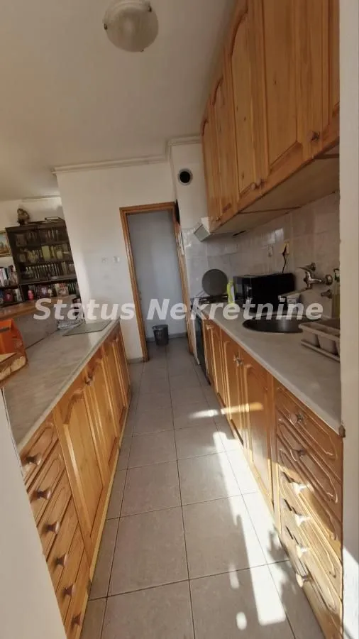 Prodaja, trosoban stan, 68m², Nova Detelinara, Novi Sad Sve Podlokacije