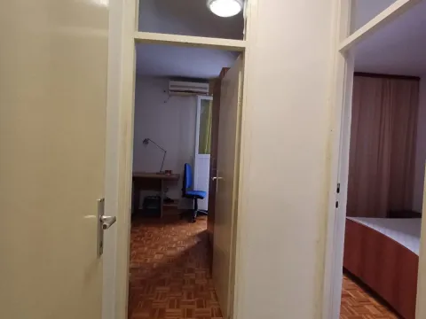 Izdavanje, dvosoban stan, 90m², Preko Morače, Podgorica - image 2