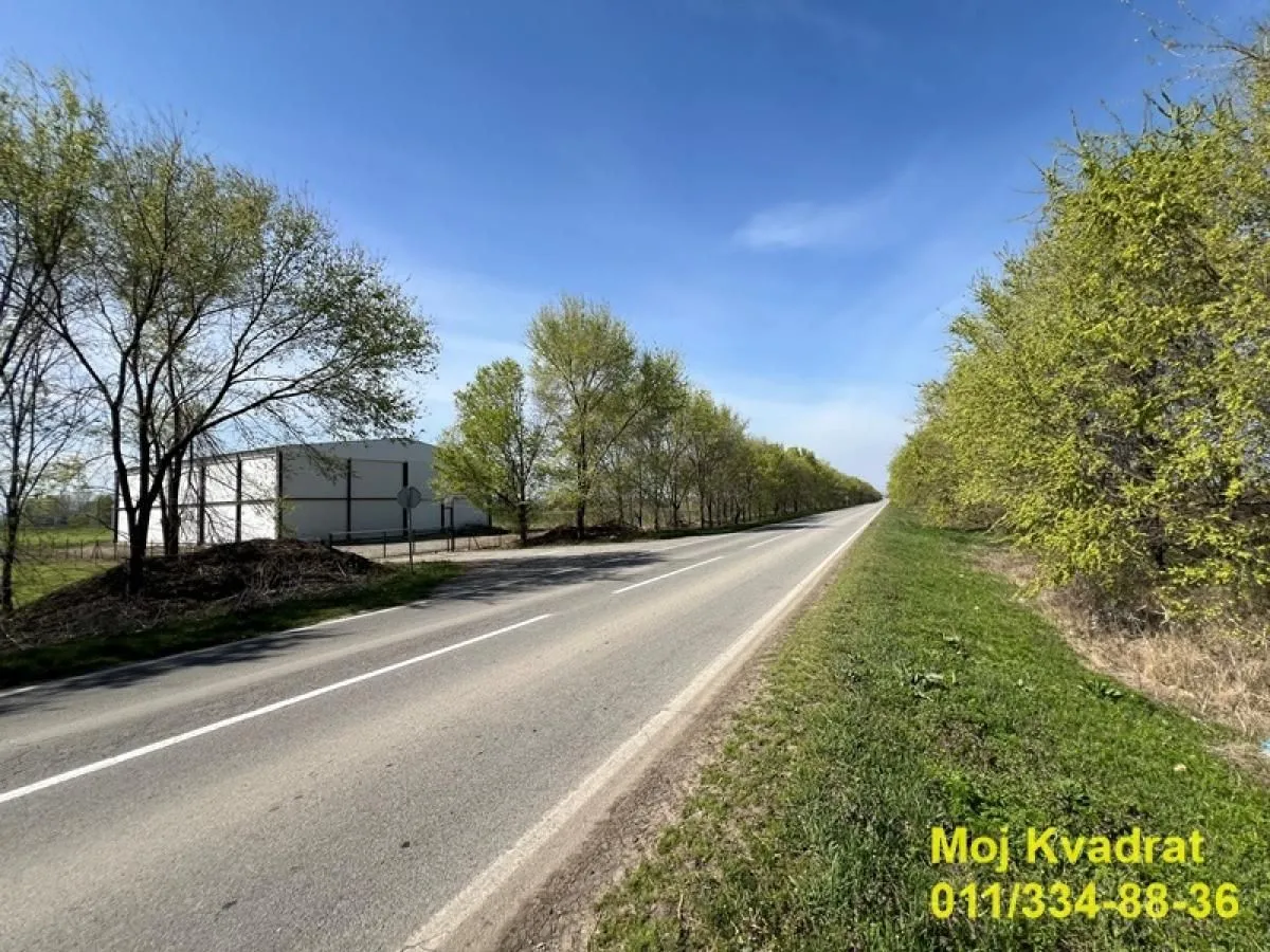 Prodaja, poslovni prostor, 667m², Omoljica, Pančevo