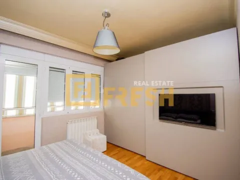 Prodaja, trosoban stan, 100m², Centar, Podgorica - image 9