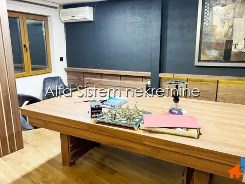 Izdavanje, četvorosoban stan, 120m², Neimar, Vračar Sve Podlokacije - image 5