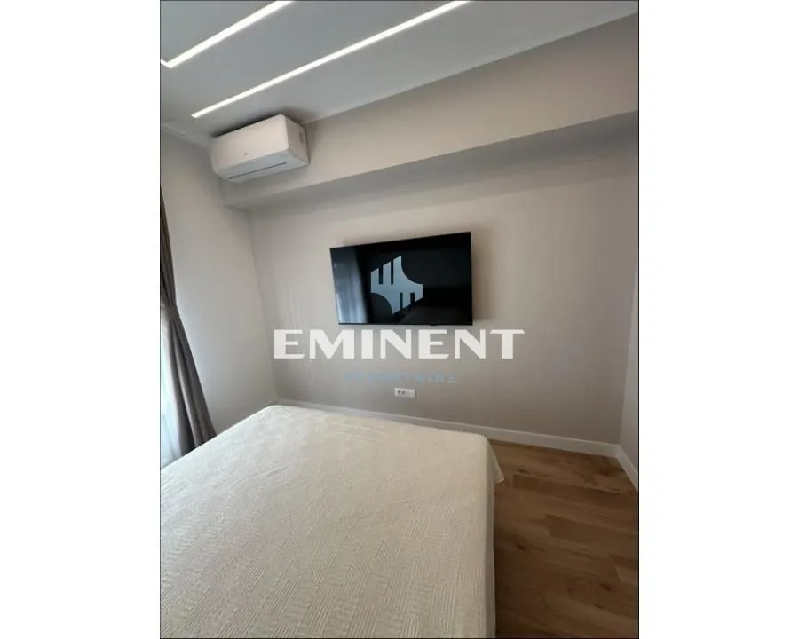 Izdavanje, dvosoban stan, 50m², Novi Beograd Blok 65, Novi Beograd Sve Podlokacije