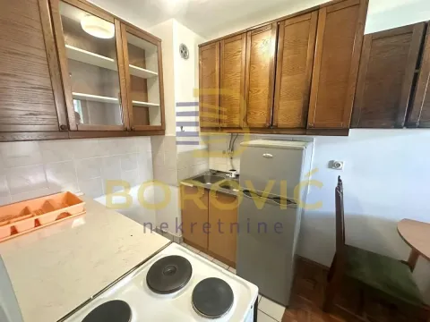 Rent, two bedroom apartment, 44m², Crveni Krst, Beograd - image 7