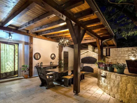 Prodaja, kuća, 497m², Prčanj, Kotor - image 37