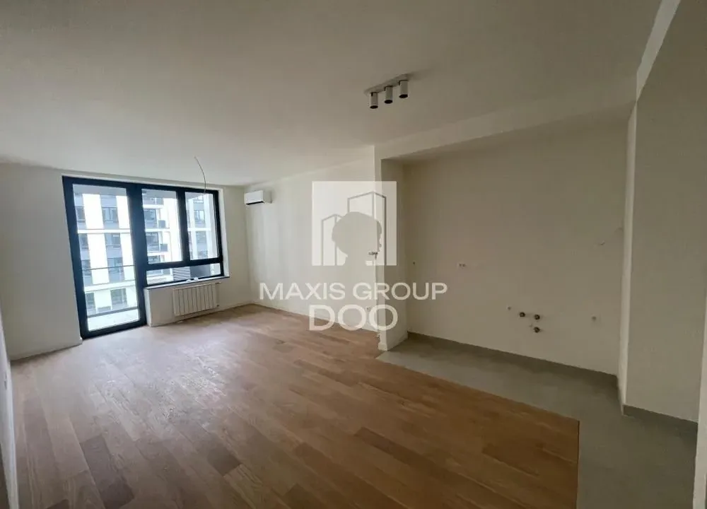Izdavanje, dvosoban stan, 55m², Savski Venac, Beograd