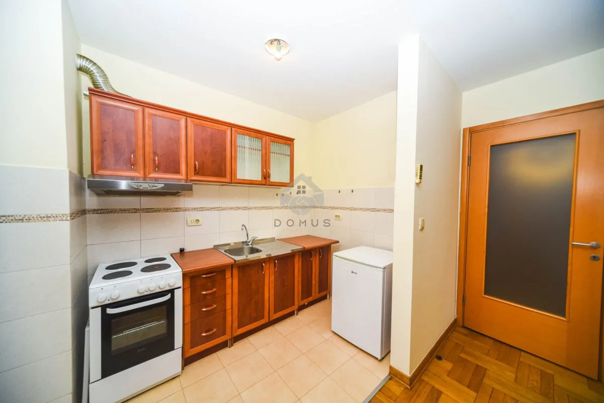 Prodaja, dvosoban stan, 64m², Stari Aerodrom, Podgorica