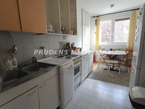 Sale, three bedroom apartment, 84m², Filmski Grad, Beograd - image 7