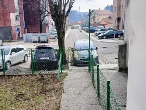 Izdavanje, jednosoban stan, 47m², Cetinje, Crna Gora - image 9