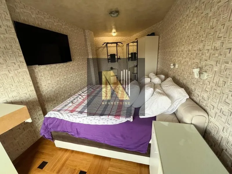Prodaja, trosoban stan, 108m², Bulevar patrijarha Pavla, Novi Sad Sve Podlokacije