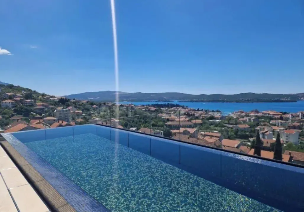 Sale, two bedroom apartment, 55m², Tivat, Crna Gora