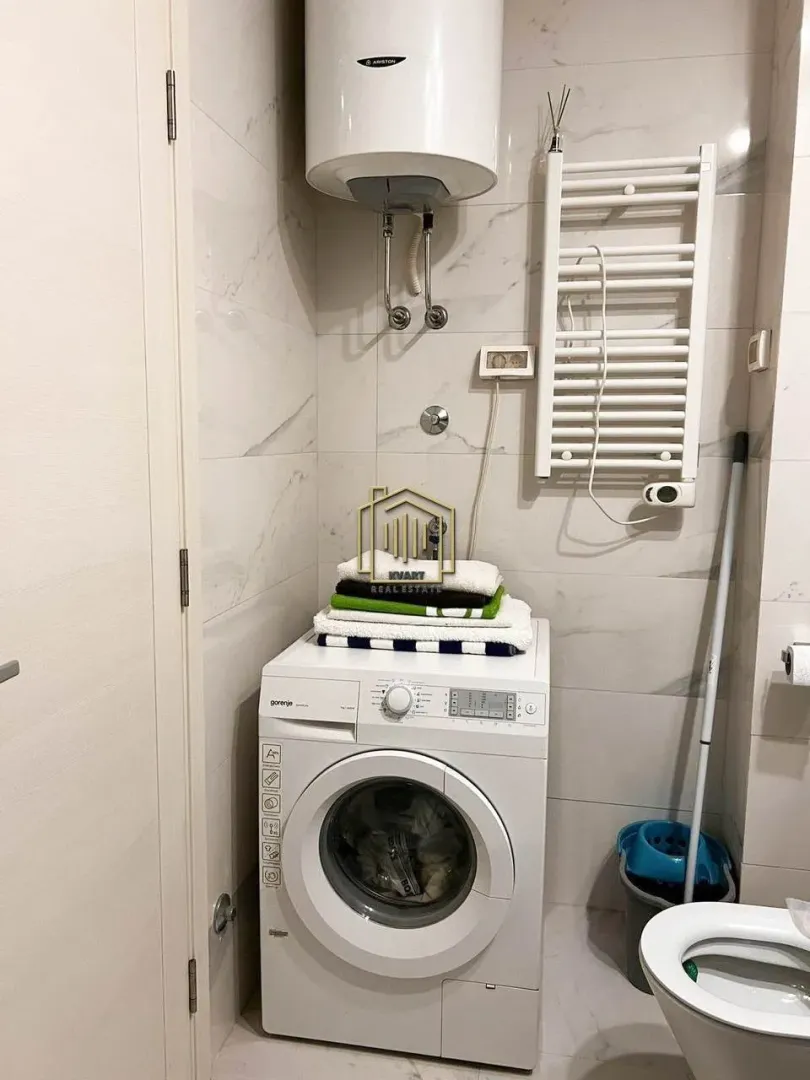 Prodaja, jednosoban stan, 40m², Central Point, Podgorica