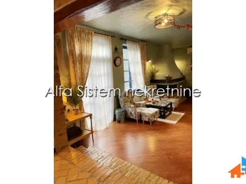 Izdavanje, kuća, 360m², Banjica, Voždovac Sve Podlokacije - image 5