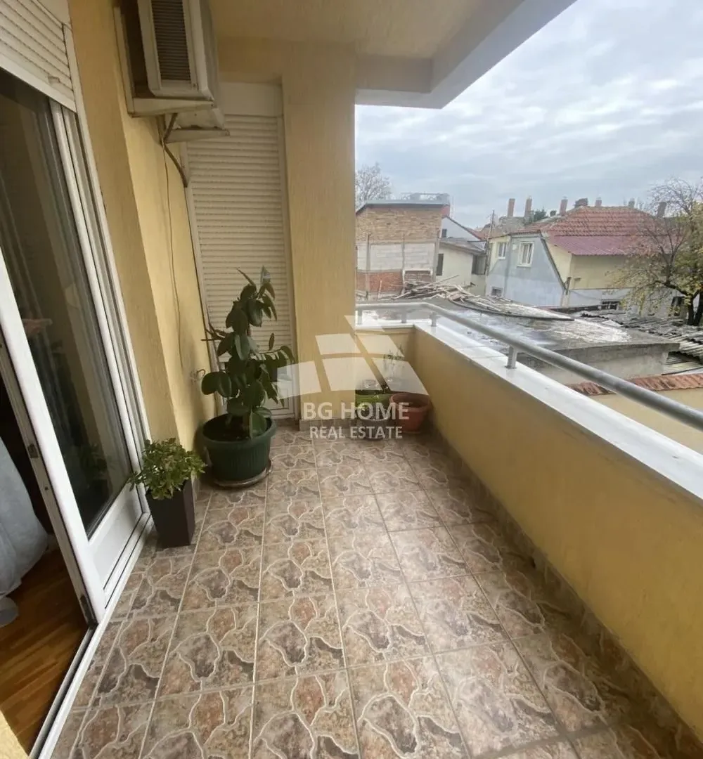 Rent, two bedroom apartment, 85m², Zemun Centar, Zemun Sve Podlokacije