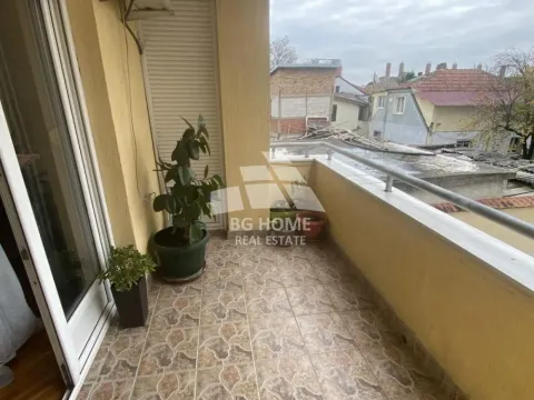 Rent, two bedroom apartment, 85m², Zemun Centar, Zemun Sve Podlokacije - image 11