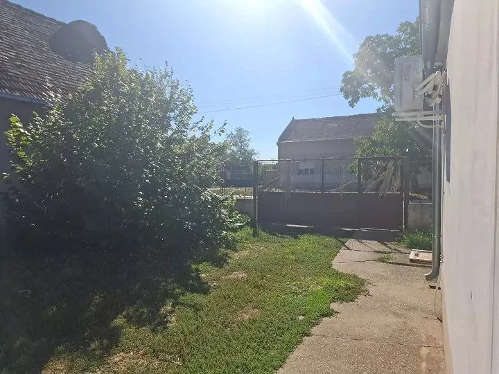 Prodaja, kuća, 113m², Farkaždin, Zrenjanin